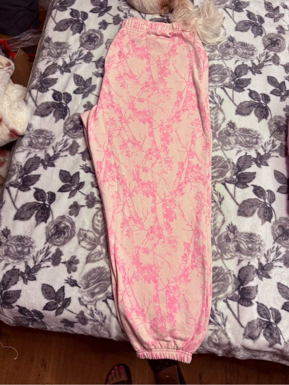 No Boundaries Pink Floral Print Lounge Pants